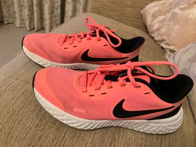 nike revolution 5 pink junior