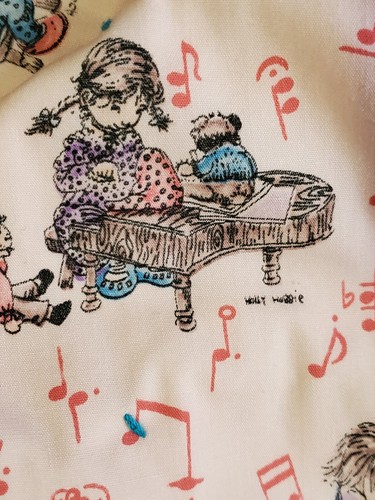 Vtg Holly Hobbie Handmade Quilt Patchwork Blanket Pink Music Notes Fabric 50" - Picture 8 of 15