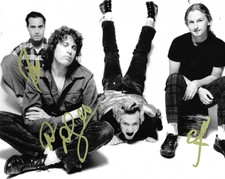 * STONE TEMPLE PILOTS * signed 8x10 photo * ROBERT, DEAN & ERIC * COA *