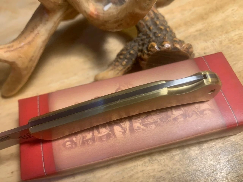 Navaja de bolsillo Rough Rider de latón cepillado con bloqueo de 3 3/8" RR1978 Foto 3 de 4