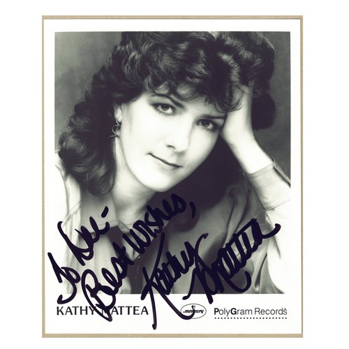 Kathy Mattea signed Autogramme 8x10 s/w PolyGram Records Promo Foto Vintage - Bild 1 von 4