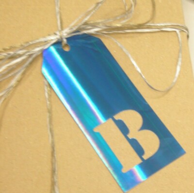 6 x PERSONALISIERTE GESCHENKANHÄNGER - KRAFTKARTE - GEBURTSTAG - INITIALE / ALPHABET