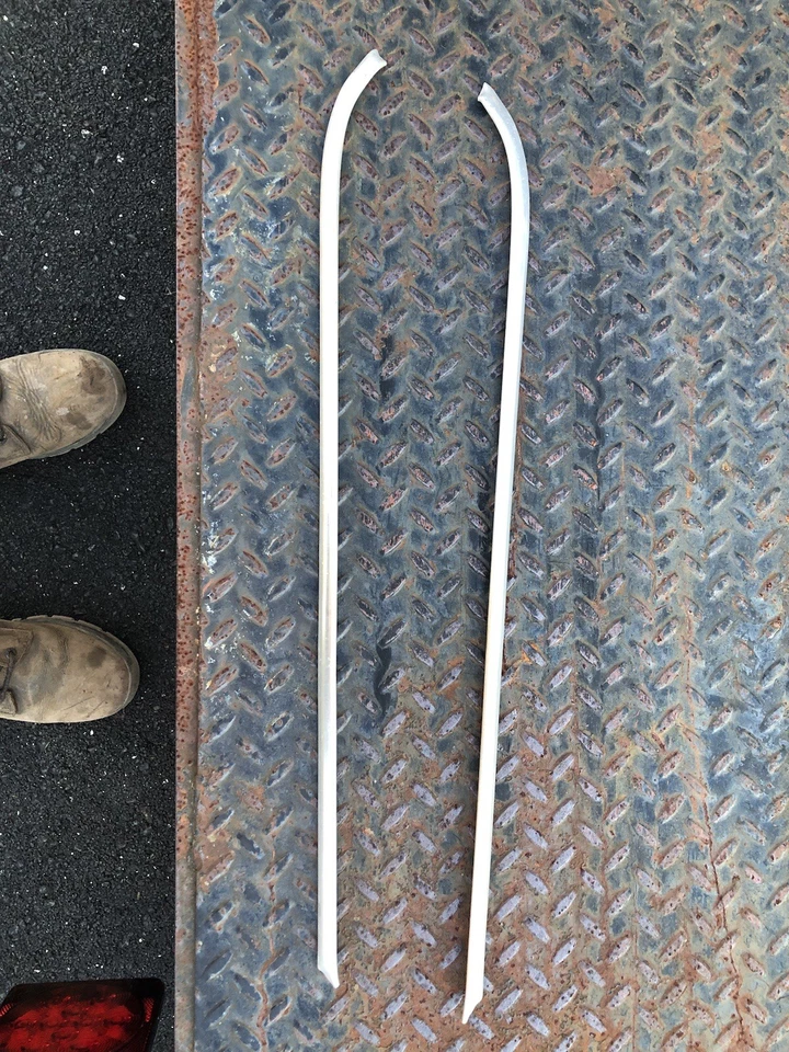 1974-1977 C-Body Dodge Monaco Royal Monaco C-Pillar Moldings Pair - Image 2 of 4