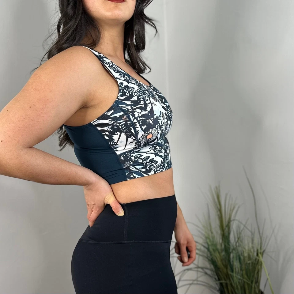 Sweaty Betty Longline Sports Bra in White & Blue Floral SIZE SMALL Orig $98 - Image 3 of 4