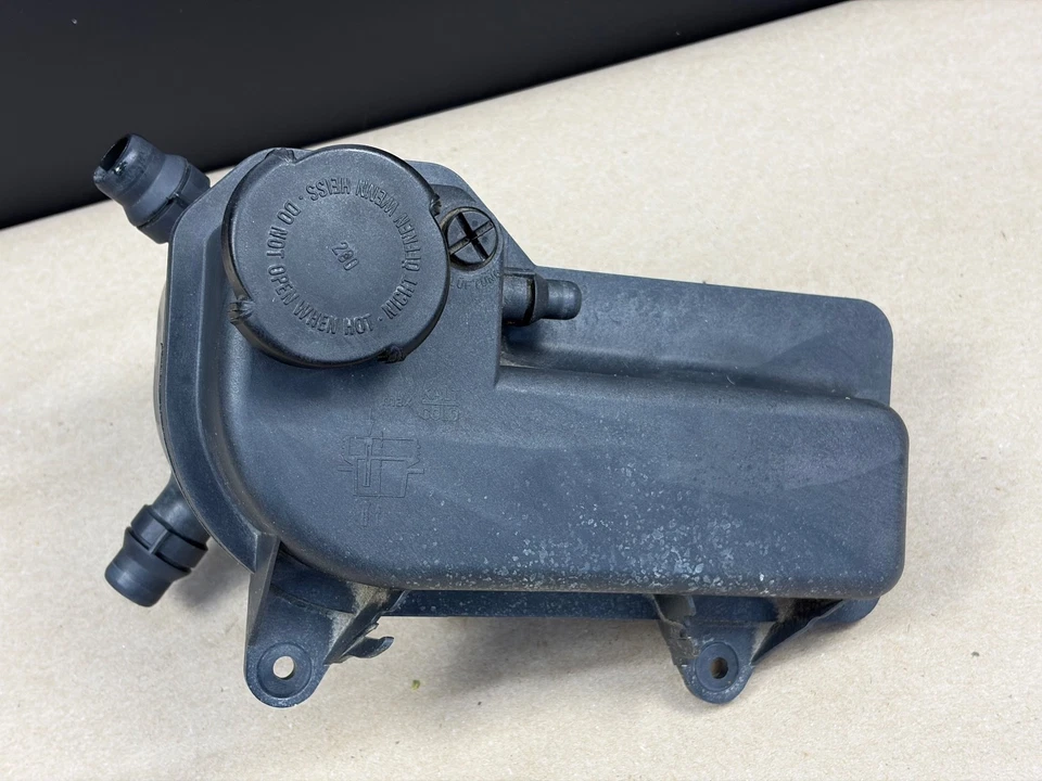 Tanque de expansión depósito refrigerante 99-02 BMW Z3 2,8 L 2,5 L 17111705613 FABRICANTE DE EQUIPOS ORIGINALES usado Foto 2 de 4