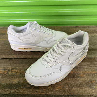 Vintage 2004 Nike Air Max One Triple White Size 12 307101 111