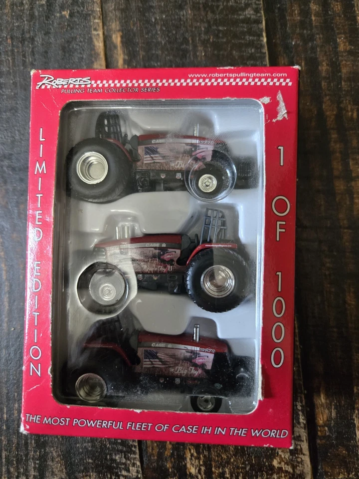 1/64 Case IH Roberts Pulling Team 3 Piece Pulling Tractor Set - Image 3 of 4