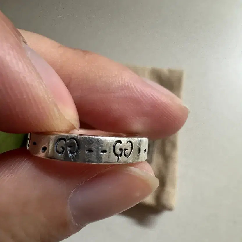 Gucci Silver Ring, 16 Size, Unique Pattern - image 9
