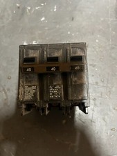 SIEMENS 3 POLE 40 AMP ELECTRICAL BREAKER # Q340