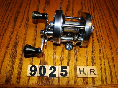 U9025 HR 1973 FIRST YEAR ABU GARCIA AMBASSADEUR METAL GRAY 5500C