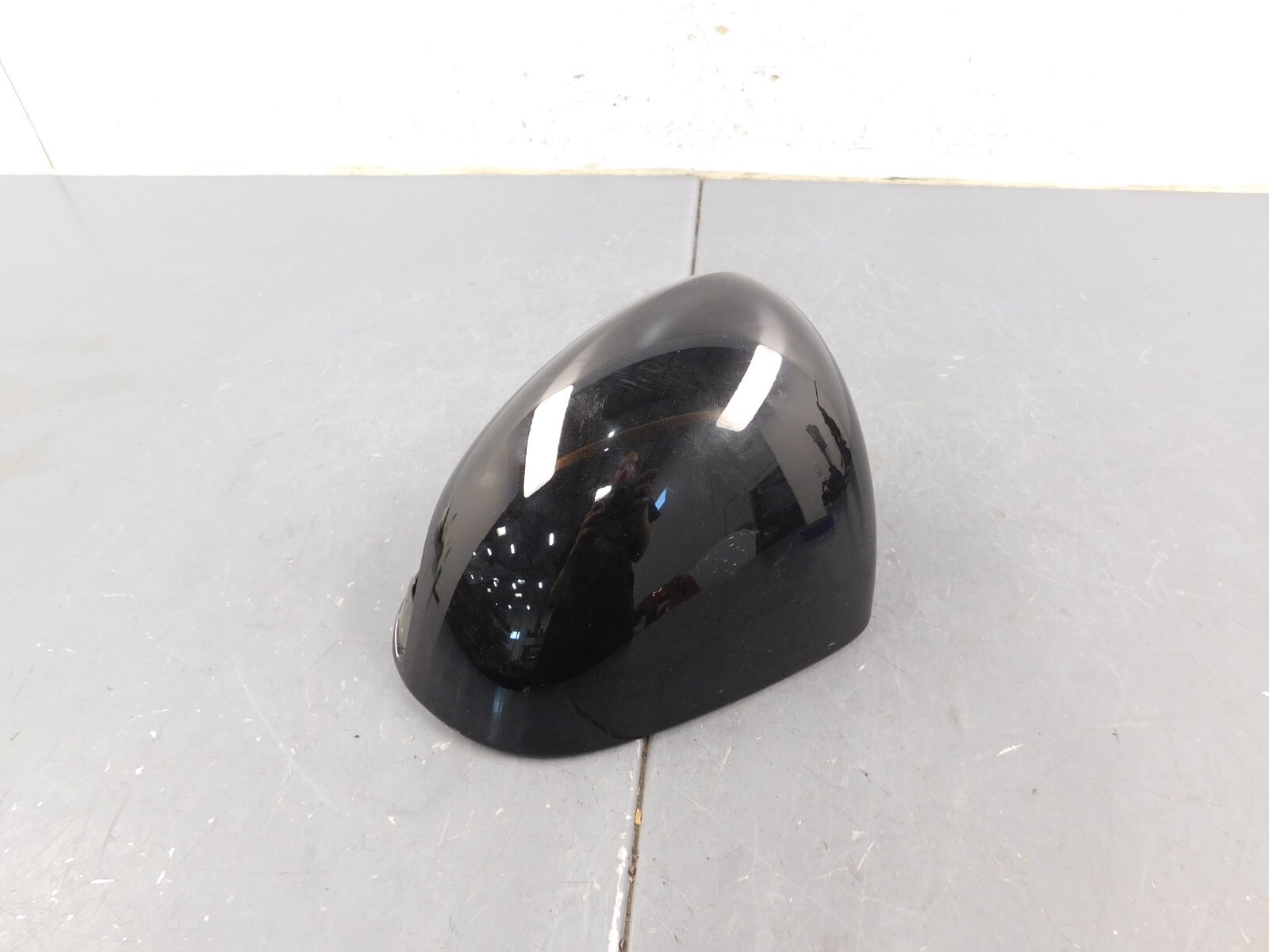 McLaren MP4-12C Left Side Mirror Cover Cap #0007 Q8-2