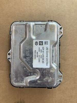 2018 - 2021 GMC TERRAIN FRONT RIGHT HEADLIGHT BALLAST MODULE OEM 5DF01181860