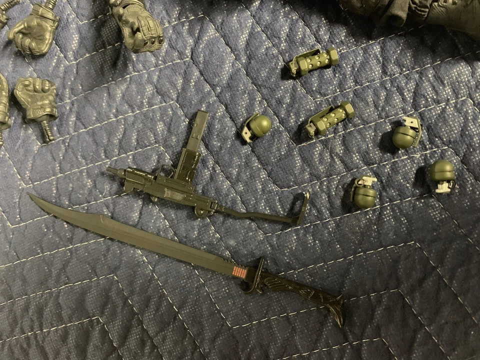 Hasbro Sideshow escala 1/6 GI Joe Snake Eyes Commando Foto 2 de 4