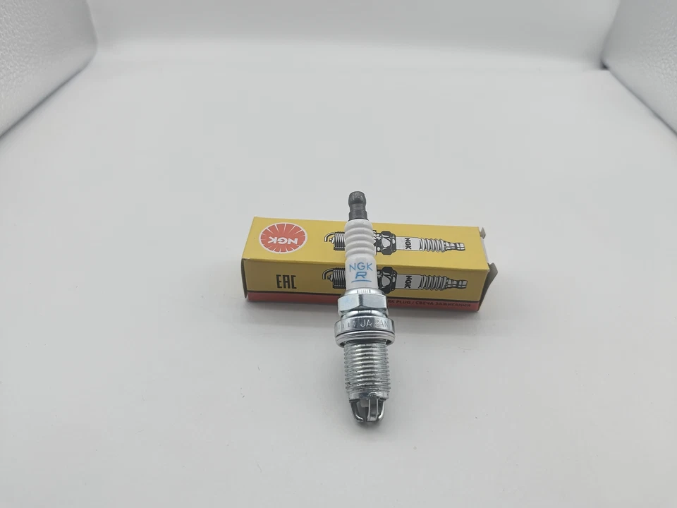 4Pcs New Brands Spark Plugs 2397 For Audi 90 Quattro 1993-1995 — 第 4/4 张图片