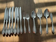 19 Pcs Oneida Arbor Stainless Flatware USA & 2 Canada Pcs Knives Spoons Serving