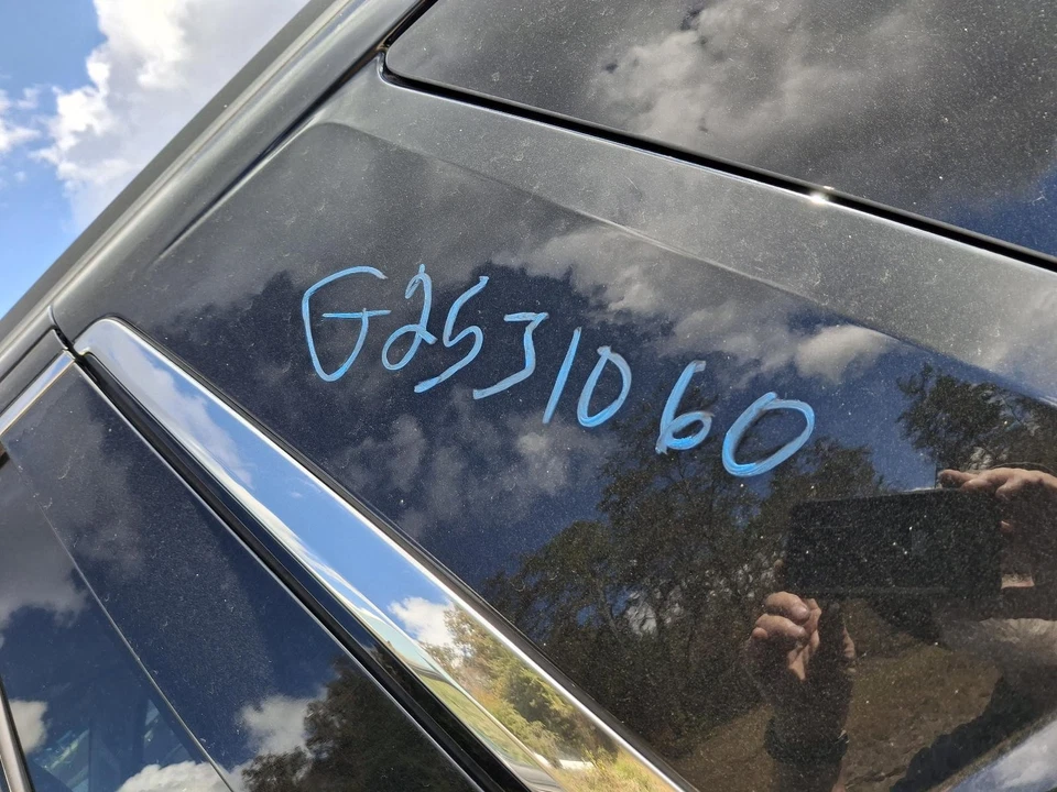 二手后暖通空调鼓风机电机 适合:2016 雪佛兰 Tahoe A 级 — 第 2/4 张图片