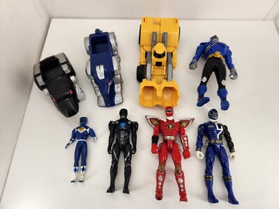 Lot Of 8 Vintage Power Rangers Figures And  Zords 1990's Bandai