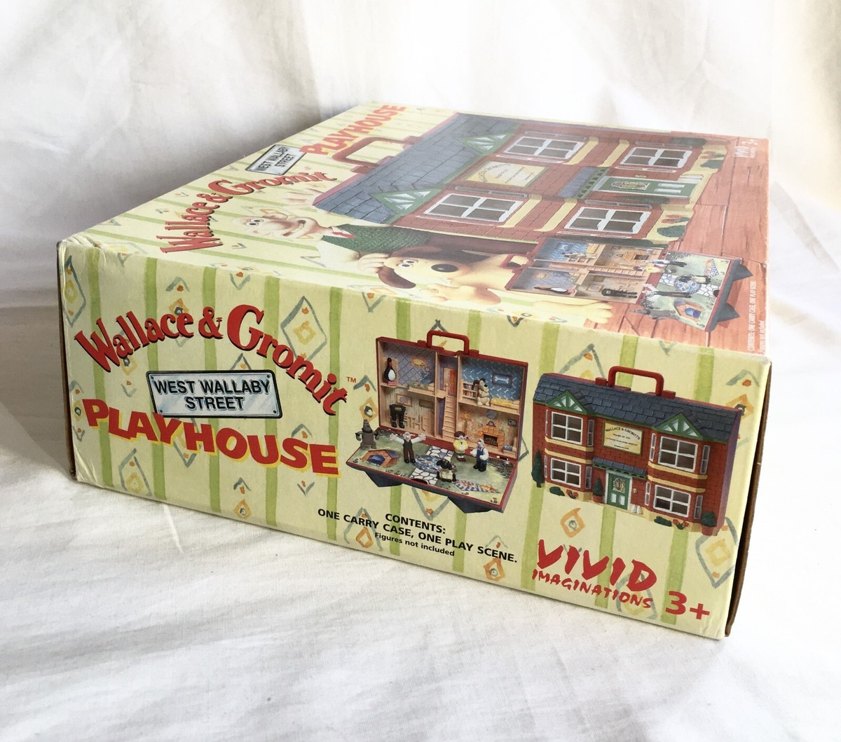 Wallace & Gromit Playhouse with Figures/ Characters | eBay