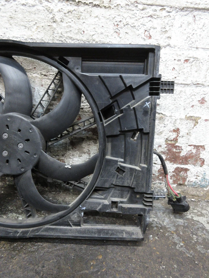 2020 VW TOURAN R-LINE DSG 2.0TDI AUTO MK2 5DRS MPV COOLING FAN (DFGC) - Image 3 of 4