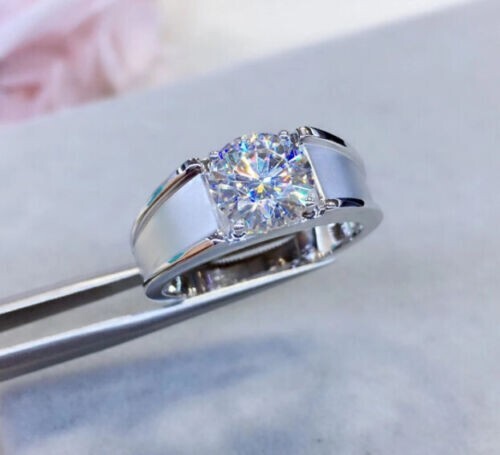 2.6ct Round Solitaire Moissanite Ring 925 Sterling Silver - Picture 3 of 6