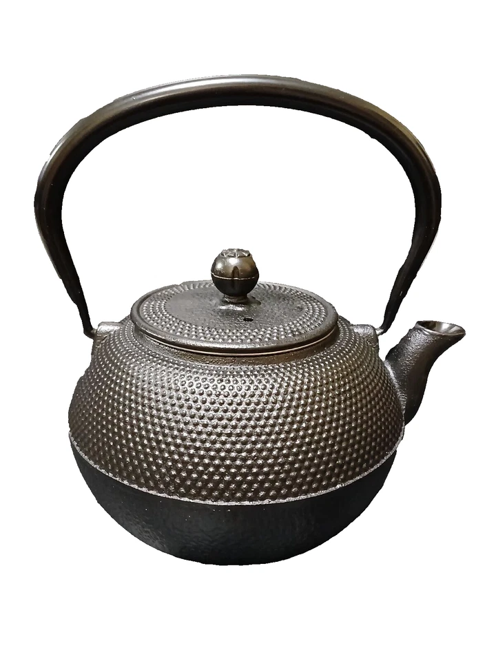 Tetera de hierro fundido martillado Primula 40 oz nueva sin caja tapa con colador Foto 3 de 4