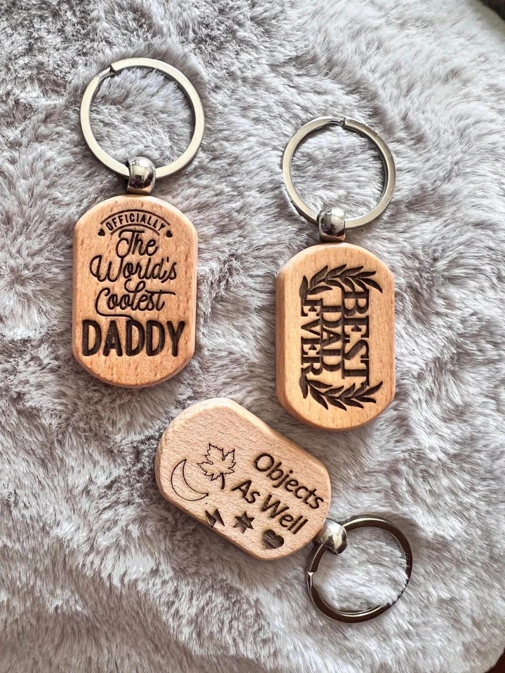 Custom Engraved names and shape Wood Key Chain - Personalized Wooden Key Chain - Image 4 of 4