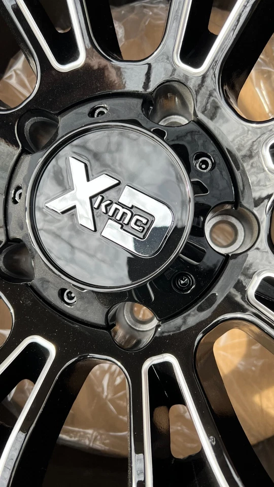 XD 系列 XD841 Boneyard 光泽黑色铣削 20x9 0 ET 5x139.7 或 5x5.0 RAM 1500 — 第 3/4 张图片