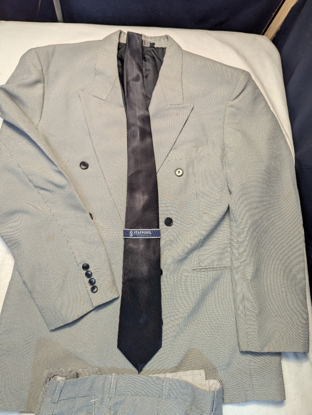 Grey checked Gino Cappeli Designer Collection Bus… - image 3