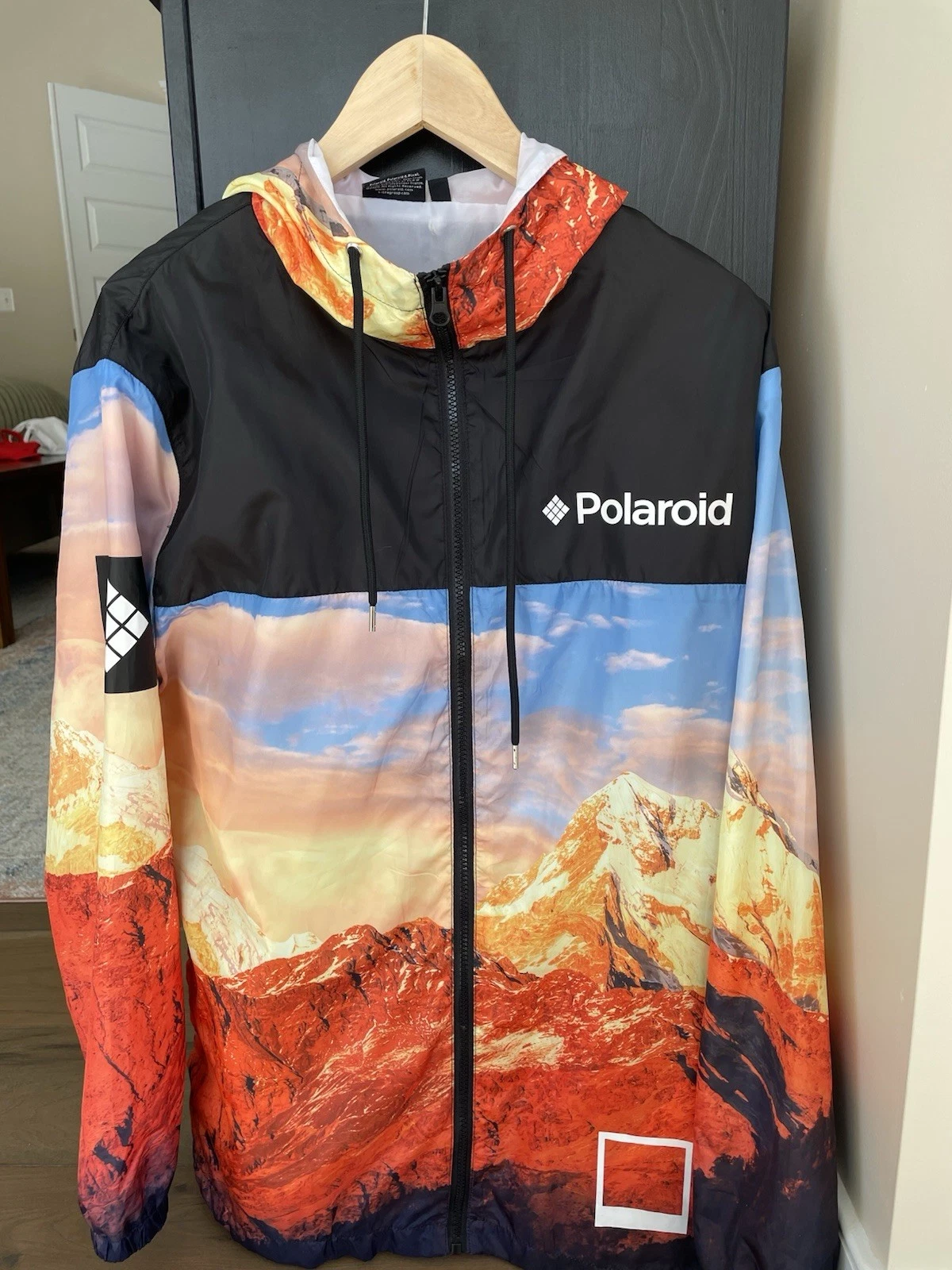 Polaroid Mountain Print Windbreaker Jacket, Men’s Medium