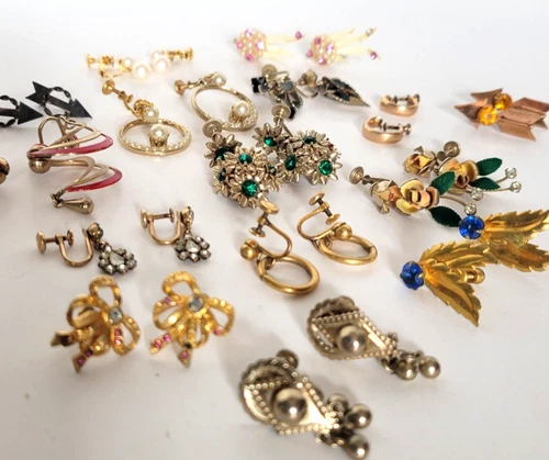 Lot of Vintage 18 Pairs of Vintage Costume Jewelry Earrings Screwback
