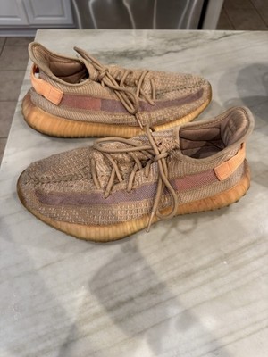 Size 9.5 - adidas Yeezy Boost 350 V2 Mono Clay USED