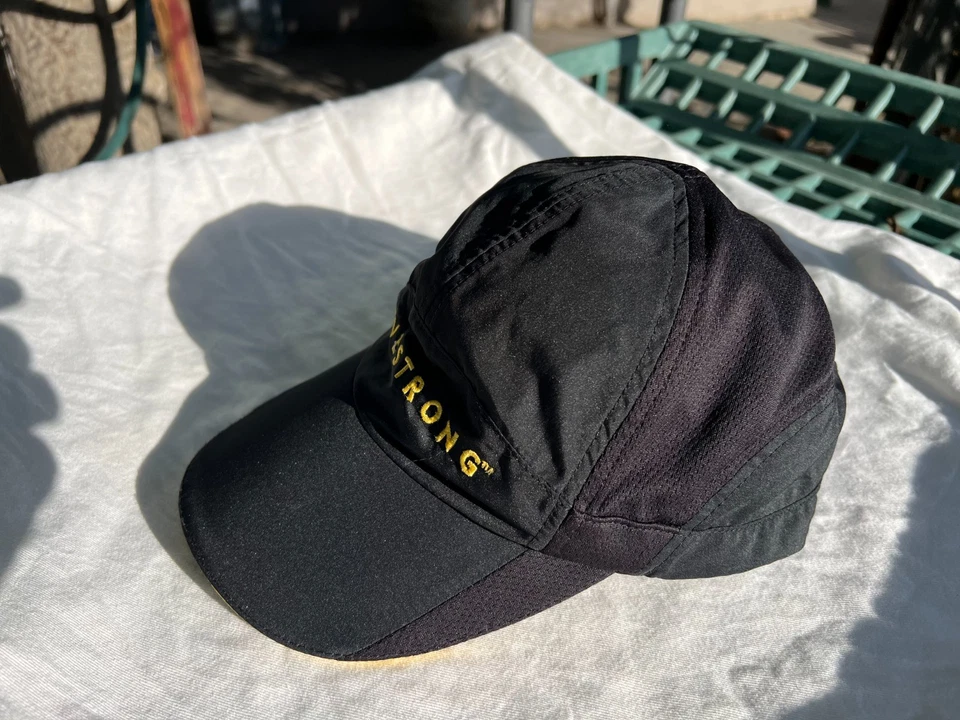 Vintage Nike LIVESTRONG Featherlight Hat Tailwind Cap Hat Purple Fit Lightweight - Image 3 of 4