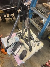 MINT Samsung SCL810 Hi8 NTSC 8mm Video Camera Camcorder w/ Charger - WORKS 