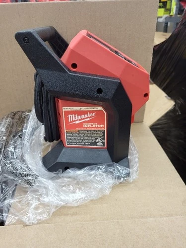 Milwaukee 2475-20 M12 Compact Inflator – Portable Cordless Air Pump, Tool Only