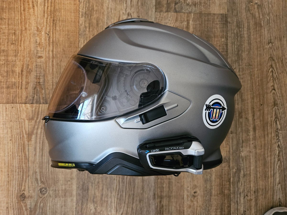 Shoei GT-Air II Solid Helmet L Silver w/Cardo Packtalk Bold System