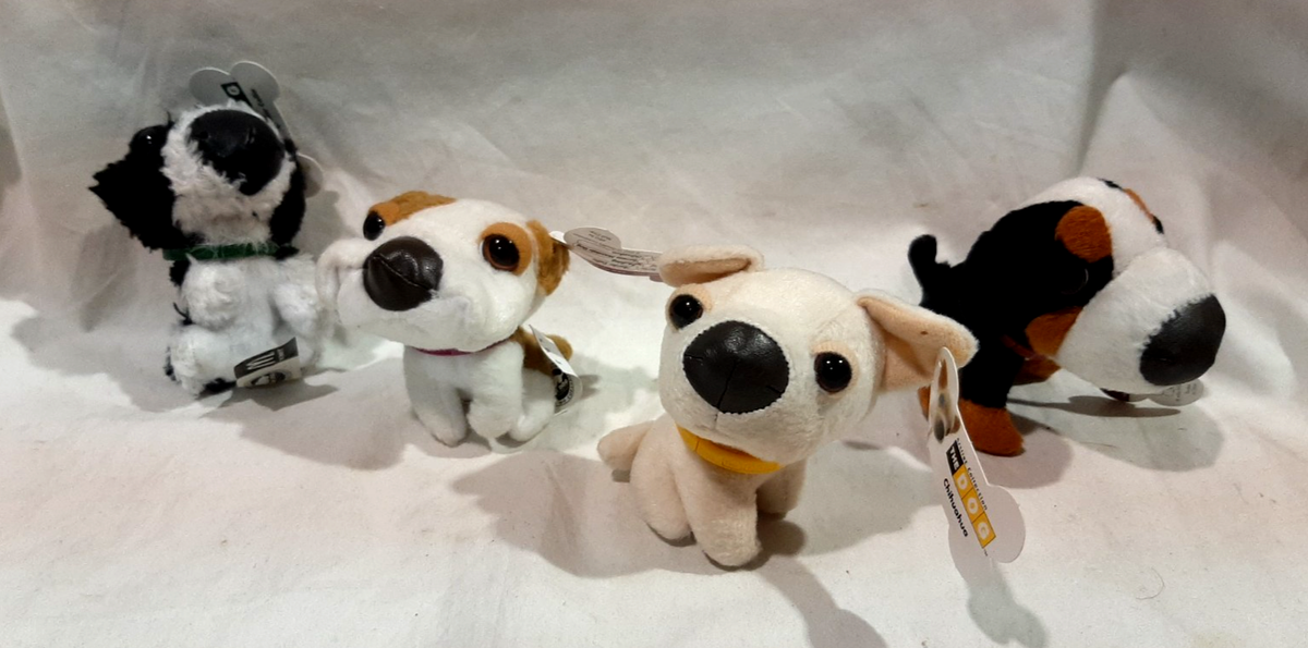 MCDONALDS 2005 THE DOG ARTIST COLLECTION HAPPY MEAL SET - NEW IN