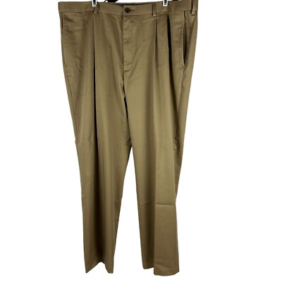 Haggar Mens Classic Fit Premium No Iron Khaki Pants Size 42 X 32