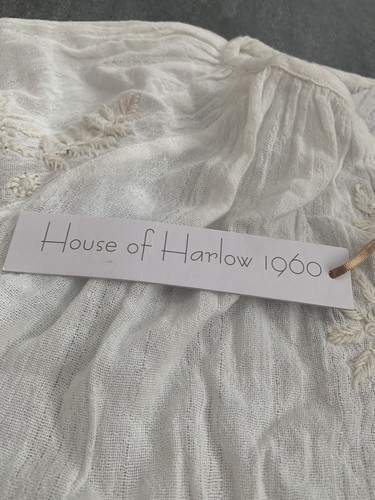 Camicetta panna scollo a V House of Harlow 1960 con scollo a V e ricamo taglia media - Foto 6 di 9