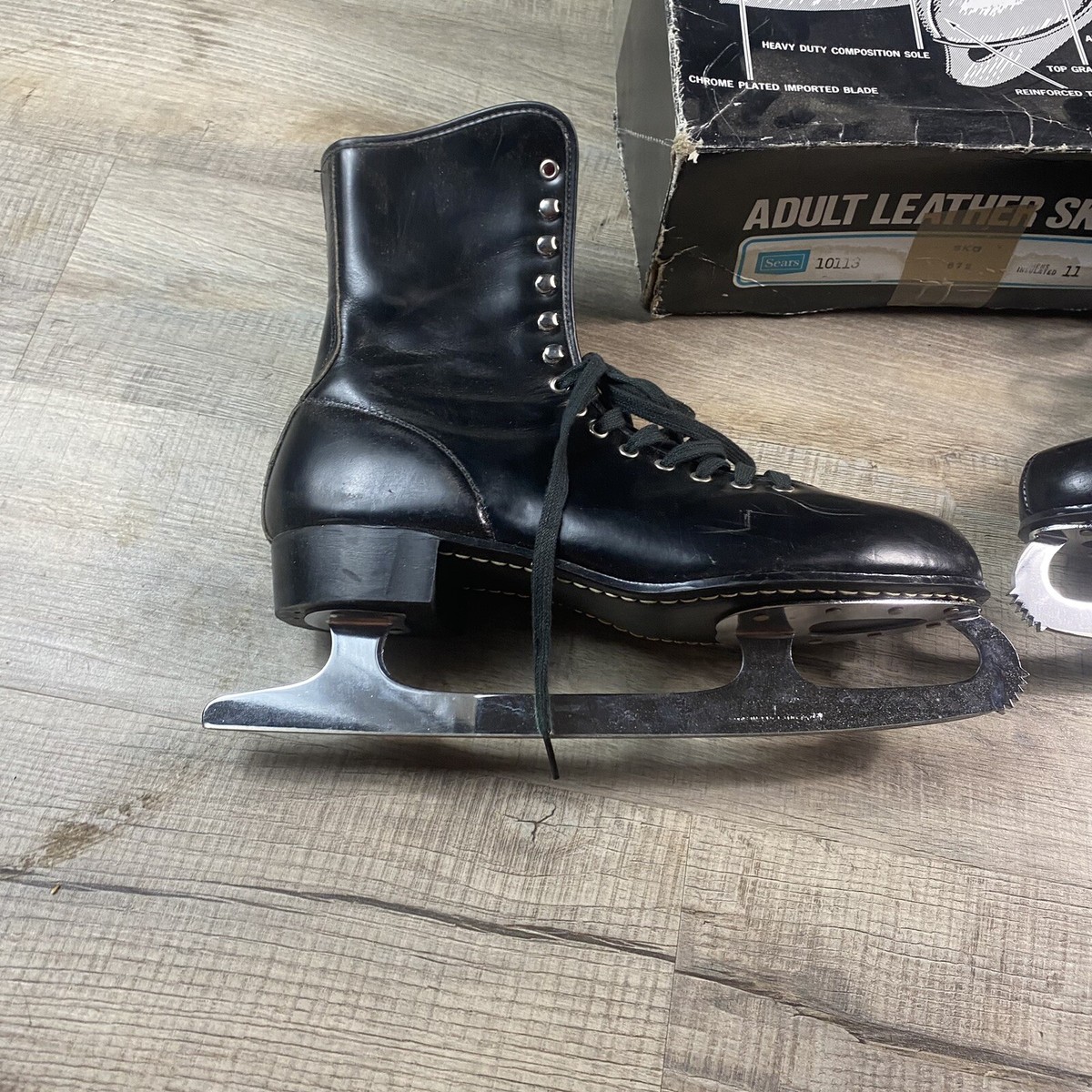 Sears Roebuck Ice Skates Vintage 50s Mens Figure w/ Original