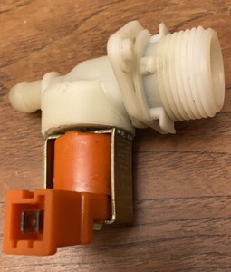 Hotpoint WMA36 Waschmaschine Warmwasser Einlassventil 16172015