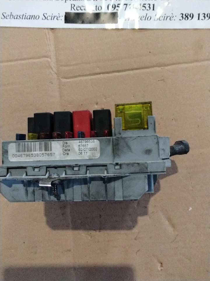 46796538 SCATOLA FUSIBILI FIAT STILO (192) (2001>2008) - Immagine 3 di 4