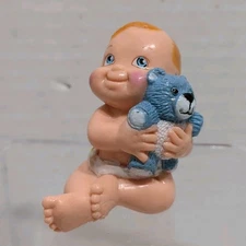 Vtg 1991 Galoob Magic Diaper Babies Mini Doll ~ Baby Holding Blue Bear