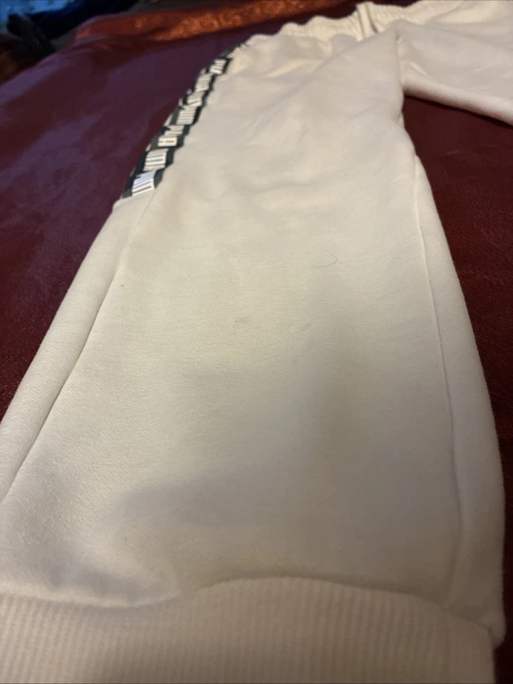 Pantalones deportivos Puma Power Tape. Nuevo. Talla para hombre: US mediana Foto 2 de 4