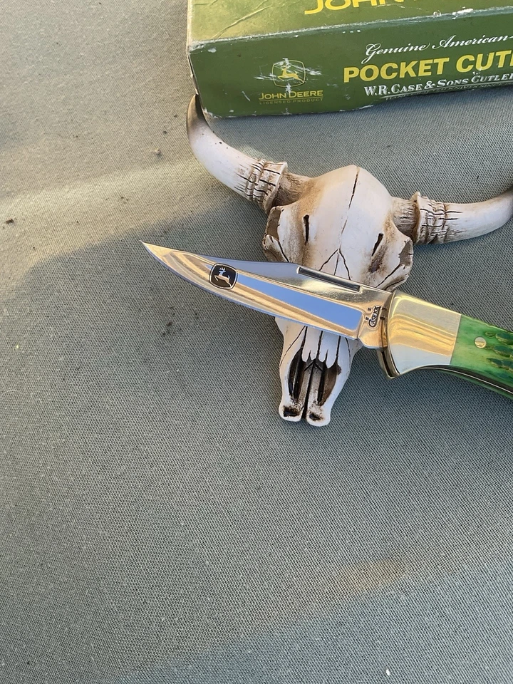 Case JOHN DEERE MAKO KNIFE 58L BR GRN CC WITH BOX AND SHEATH - Image 2 of 4