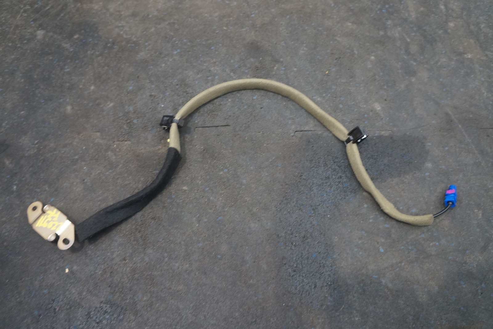 GPS Antenna 11M0438CP OEM McLaren MP4-12C 2014