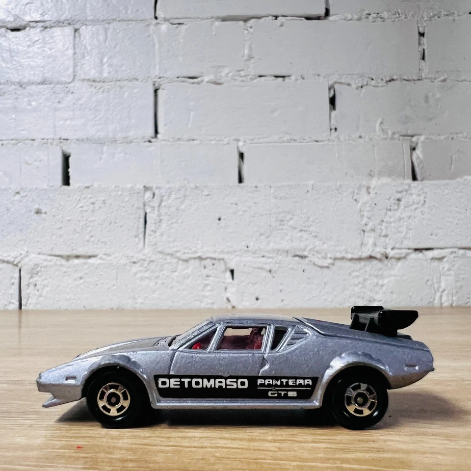 Tomica No F55 De Tomaso Pantera GTS Silver Black Red Made in Japan - Image 3 of 4