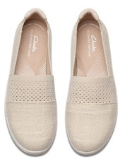 Clarks Cloudsteppers Breeze Vibe Women's Slip-on Casual Flats, Natural