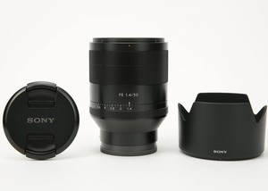 Sony Planar T* FE 50mm f/1.4 ZA Lens E-Mount Normal Prime/Full-Frame - SEL50F14Z