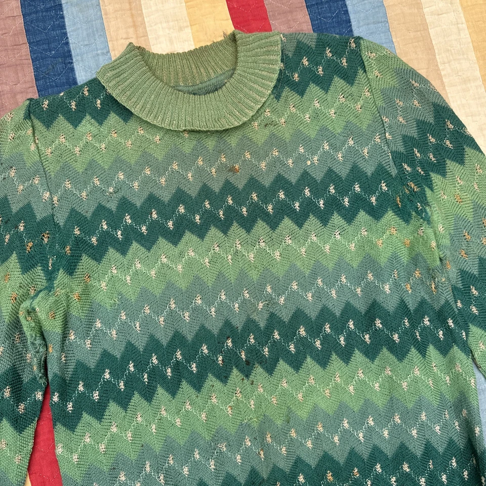 Antiguo suéter de lana tejido geométrico verde de los años 20 de colección Foto 2 de 4