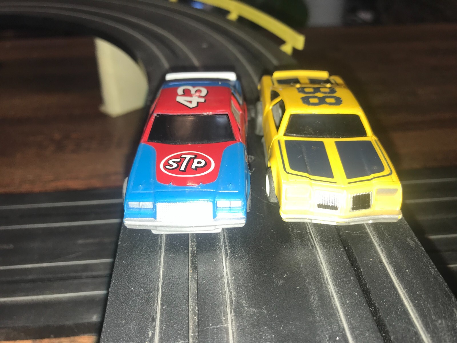 Tyco Magnum 440 Richard Petty Racing Slot Car Track With Cars eBay